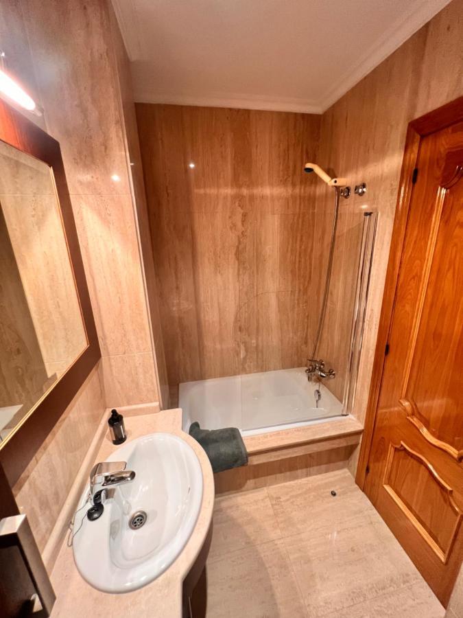 Apartamentos San Martin Ourense Centro 1 Bagian luar foto